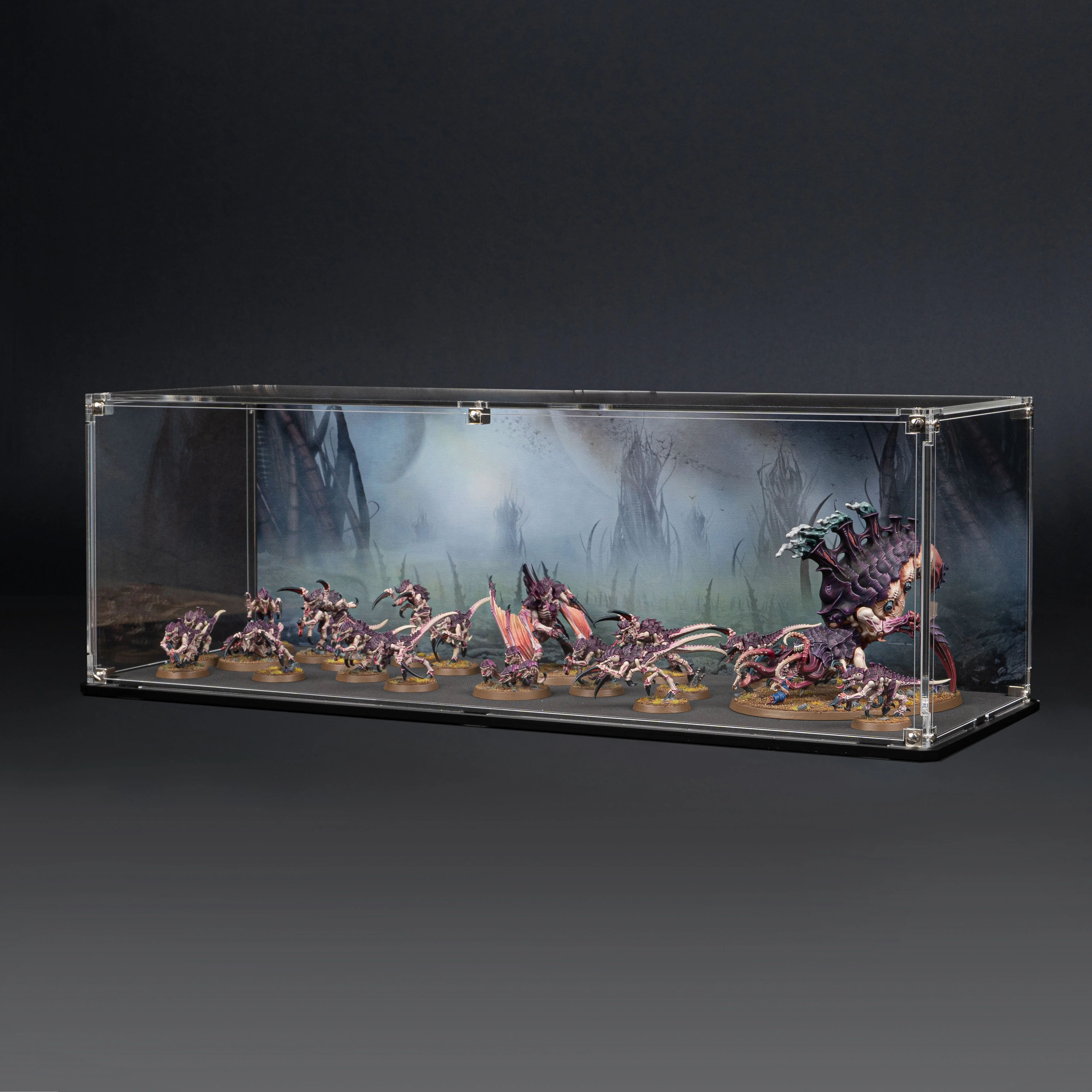 Display Case for Warhammer® Army with The Great Devourer Background
