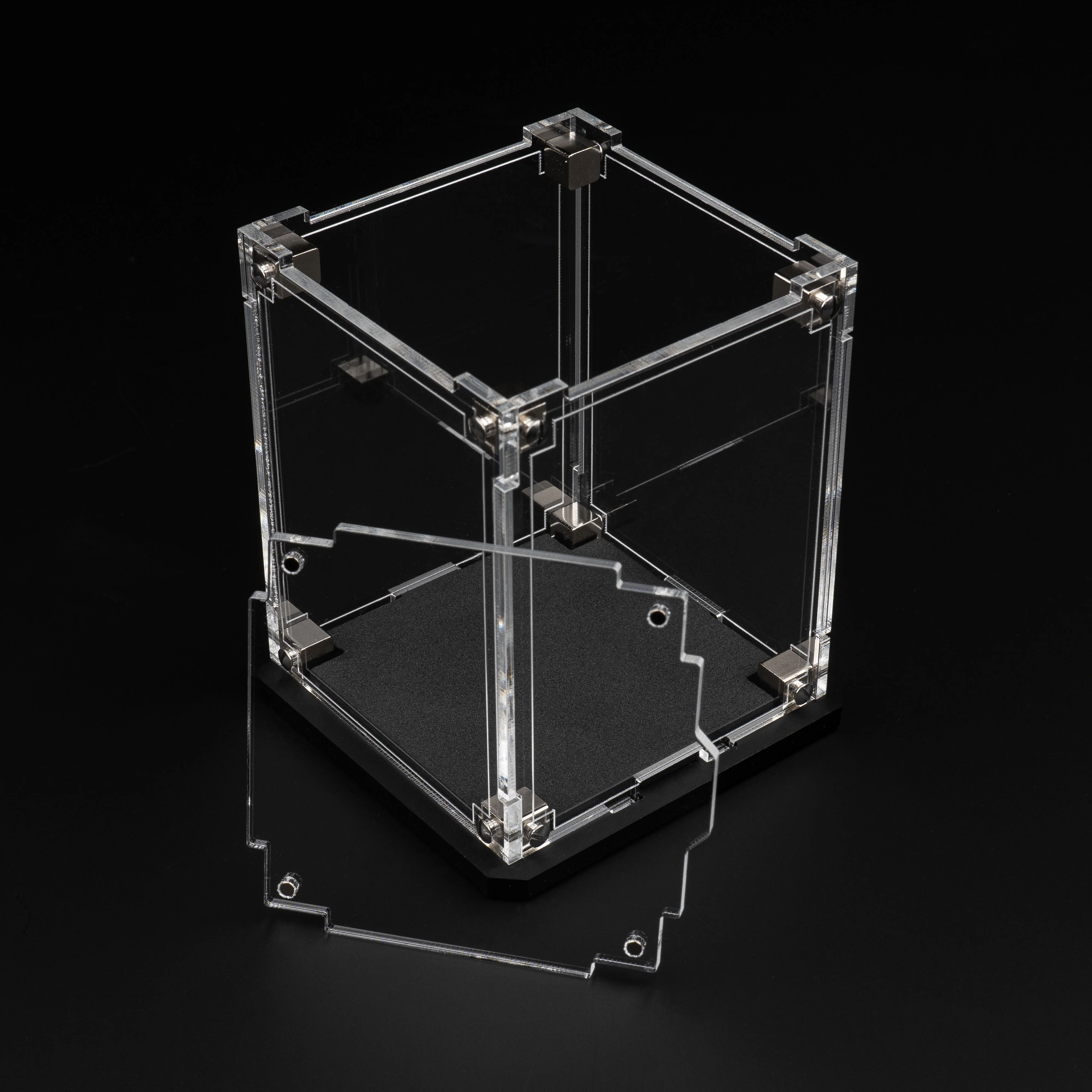 Display Case for Warhammer® Army with Endless War Background - Image 8