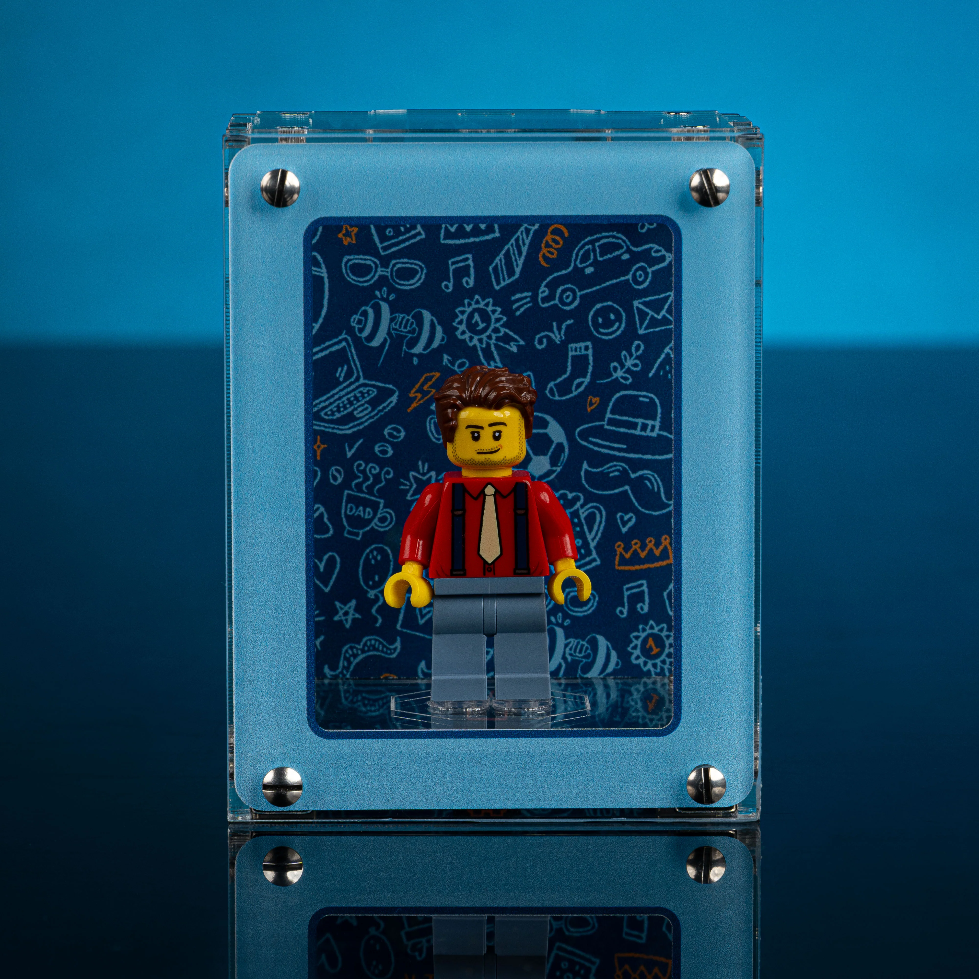Limited Edition Father's Day Display Case for LEGO® Minifigure with Plaque - Image 3