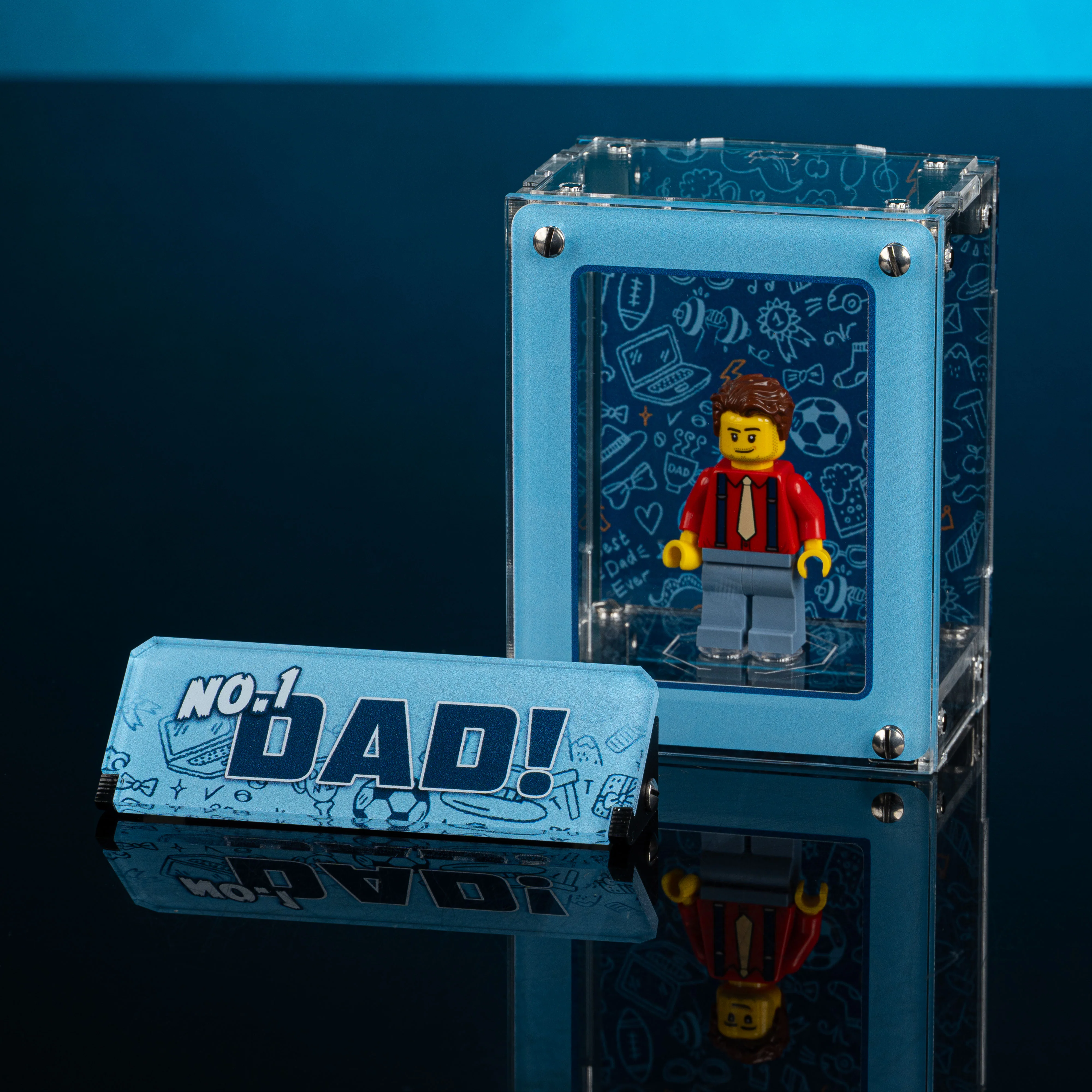 Limited Edition Father's Day Display Case for LEGO® Minifigure with Plaque - Image 6