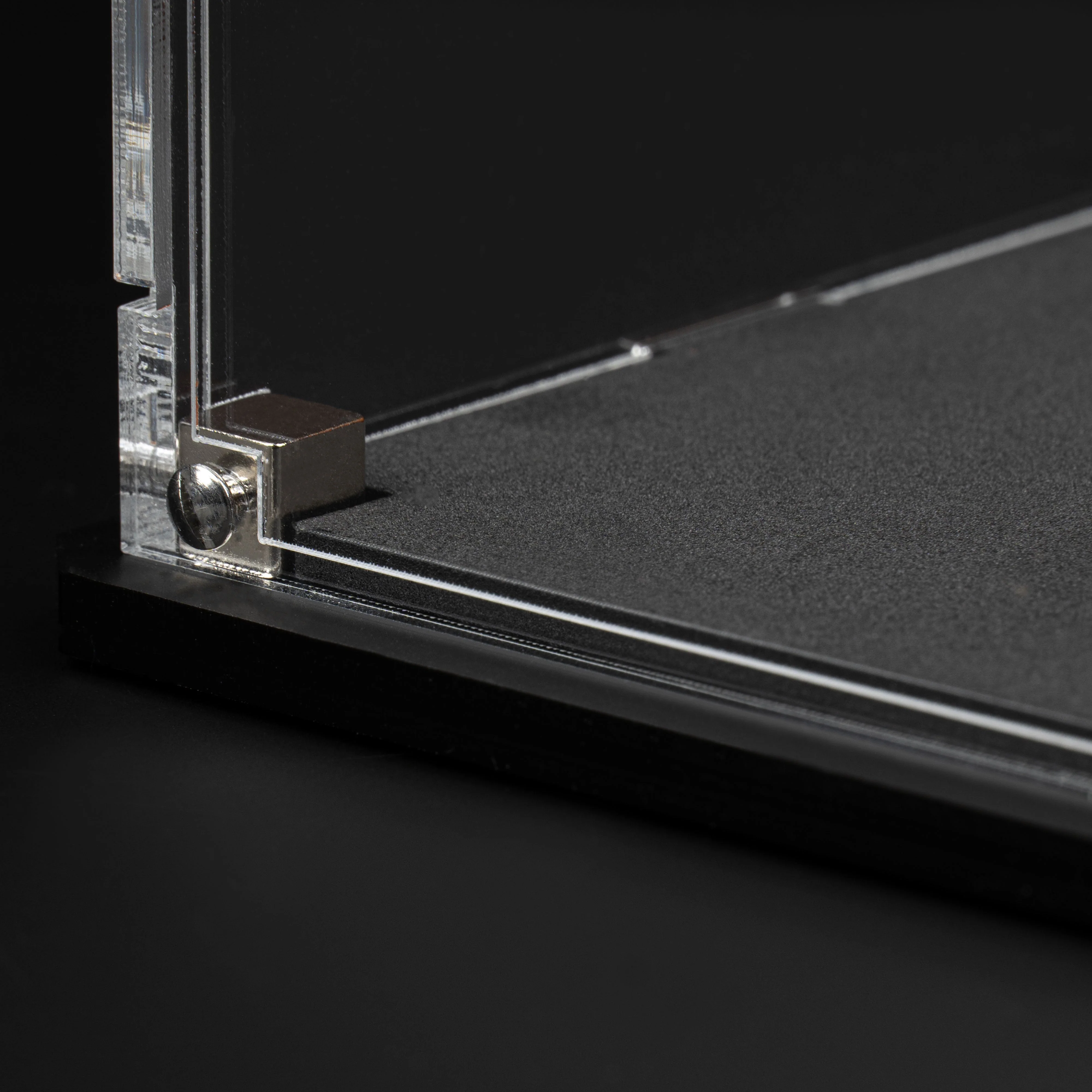 Oversized Miniature Display Case for Warhammer® with Eternal Conflict Background - Image 14